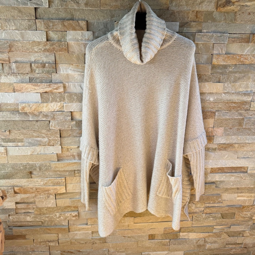Design Lab Lord & Taylor Oversized Cowl Neck Poncho Sweater S Cream Pocket Tunic